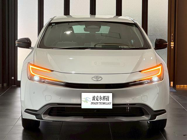 Toyota Prius U Panoramic Display Blind Spot Display Genuine 8-Inch Display Audio Toyota Safety Perception Expansion Package Full-Range TV ETC 2.0 Rear Camera Parking Support Brake