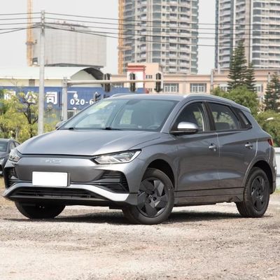 Bom preço. Prepagos Reserva de carros elétricos BYD E2 2024 versão de luxo Sedan Direção esquerda on-line
