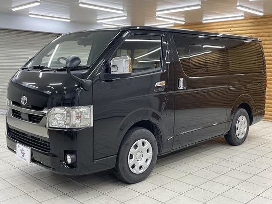 Quality Toyota Hiace Van With Super GL Original Front Bumper, Original 16-Inch Oxidized Aluminum Wheels, Original Mudguards, Original LED Tail Lights, Original Seat Covers, Original BET Kit, Alpine 11inch Equ factory